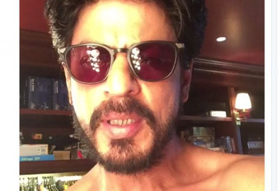 shah rukh khan goes shirtless to thank his 13m followers on twitter