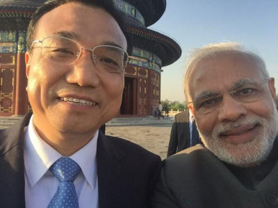 modi li try hand at selfie diplomacy