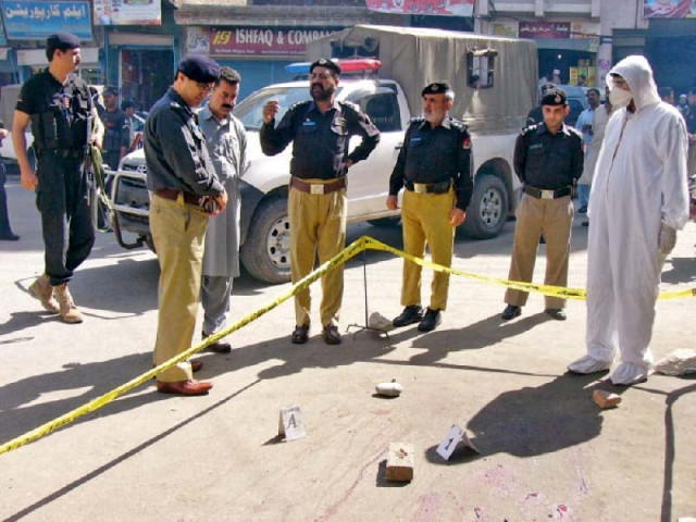 constable ihsanullah was gunned down at taj chowk photo express constable ihsanullah was gunned down at taj chowk photo express