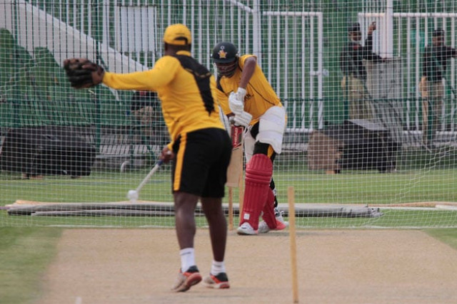 zimbabwe team practicing at gaddafi stadium in lahore on thursday photo shafiq malik express zimbabwe team practicing at gaddafi stadium in lahore on thursday photo shafiq malik express