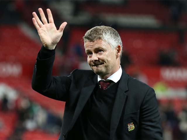 manager ole gunnar solskjaer of manchester united walks off after the carabao cup third round match photo getty