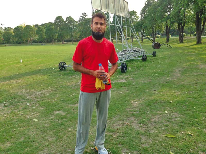 the lahore born bowler termed qadir as his biggest inspiration and was thankful that he had the opportunity to learn from a living pakistan legend photo nabeel hashmi express