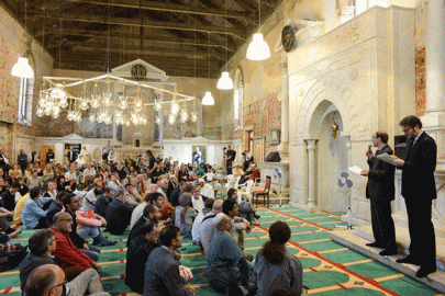 police shut down mosque installation at venice church
