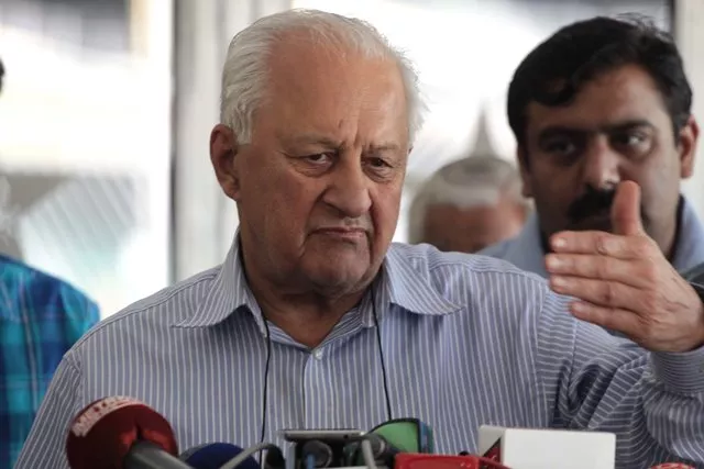 shahryar khan says he believes in the process of retaining photo malik shafiq express shahryar khan says he believes in the process of retaining photo malik shafiq express