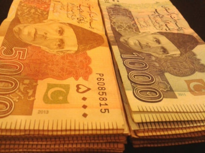 rupee touches three month high rupee touches three month high