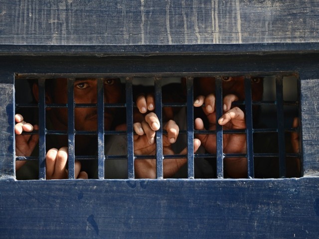 prisoners complaint cell set up