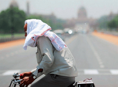 met dept predicts four days of higher temperature for karachi