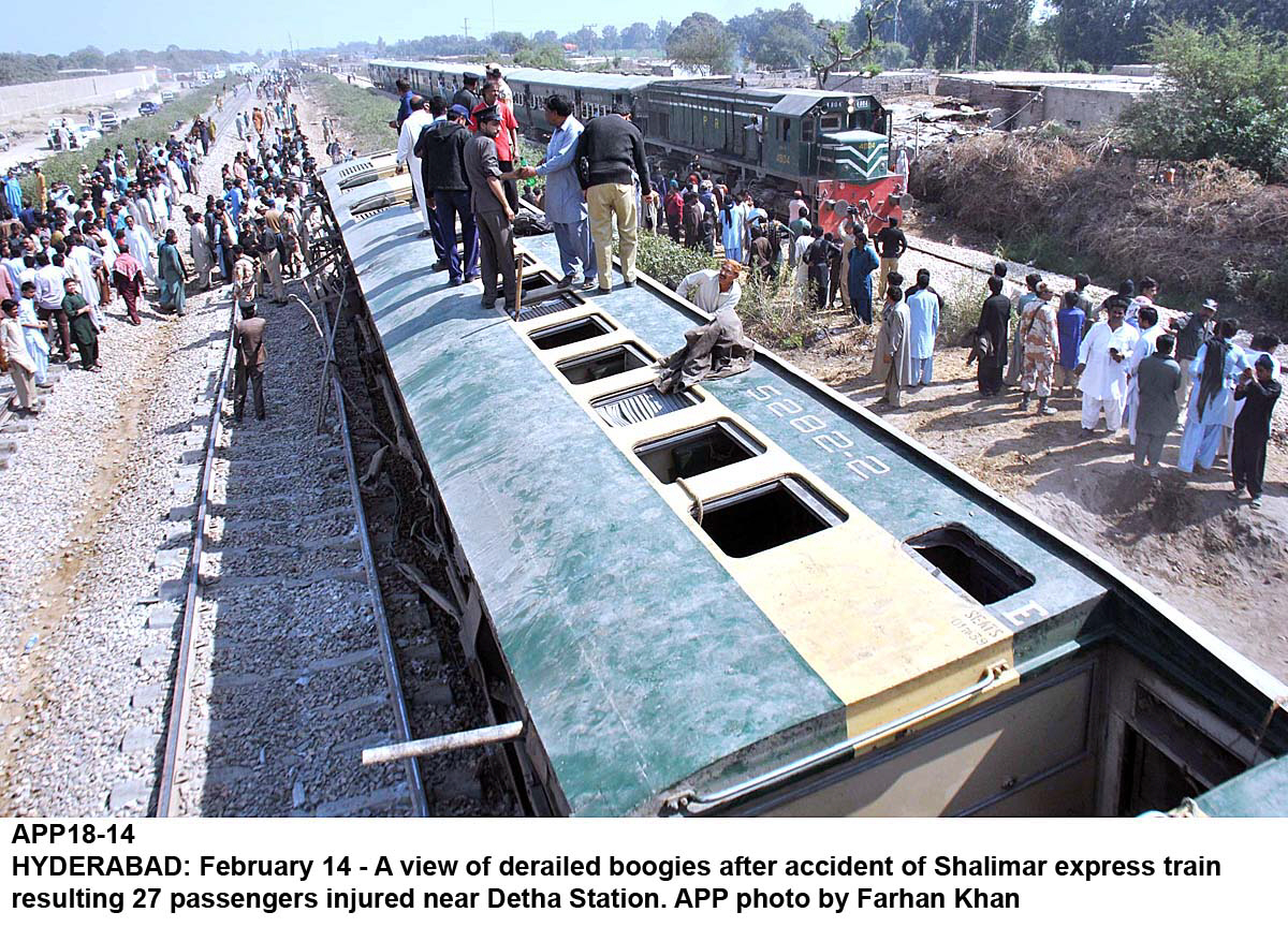 a view of derailed boogies after accident of shalimar express train near detha station photo app