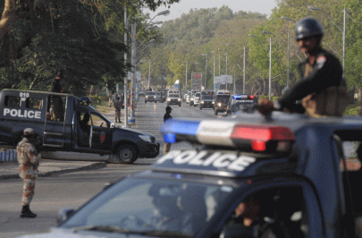 three policemen gunned down in karachi three policemen gunned down in karachi