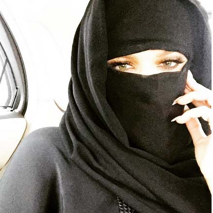 Khloe Kardashian accused of cultural appropriation for niqab Instagram  selfie, The Independent