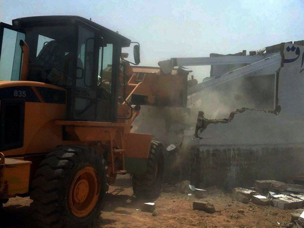 portion of police station demolished by anti encroachment team photo ppi