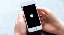 apple airlifted 2b worth of iphones from india apple airlifted 2b worth of iphones from india