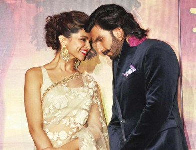 ranveer makes deepika s heart race