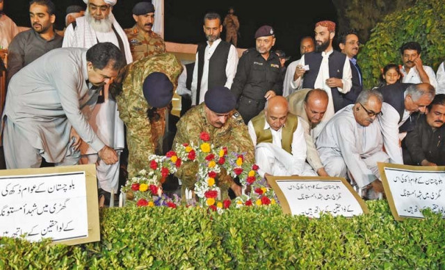balochistan cm abdul malik baloch commander southern command lt gen nasser khan janjua light candles at a ceremony to pay their respects to the attack victims in mastung photo express banaras khan balochistan cm abdul malik baloch commander southern command lt gen nasser khan janjua light candles at a ceremony to pay their respects to the attack victims in mastung photo express banaras khan