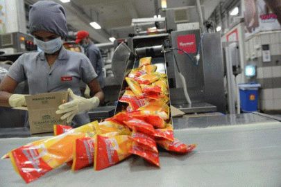 india factory output climbs to four month high in may