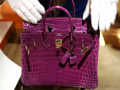 crocodile skin handbag sells for a record 222 912