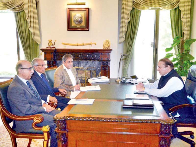 pm nawaz meets pakistan s high commissioner to india photo nni