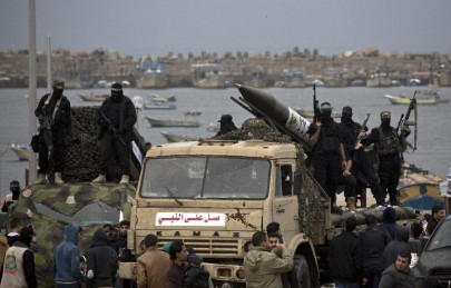 israeli planes strike gaza after rocket attacks