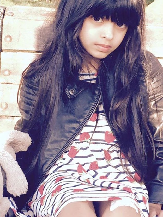 Pakistani girl 2025 burberry model