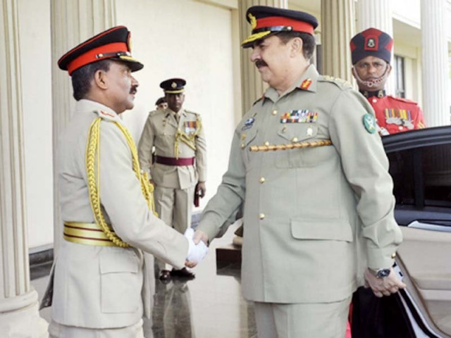 sri lankan army chief lt gen de silva greets coas gen raheel shareef photo nni sri lankan army chief lt gen de silva greets coas gen raheel shareef photo nni