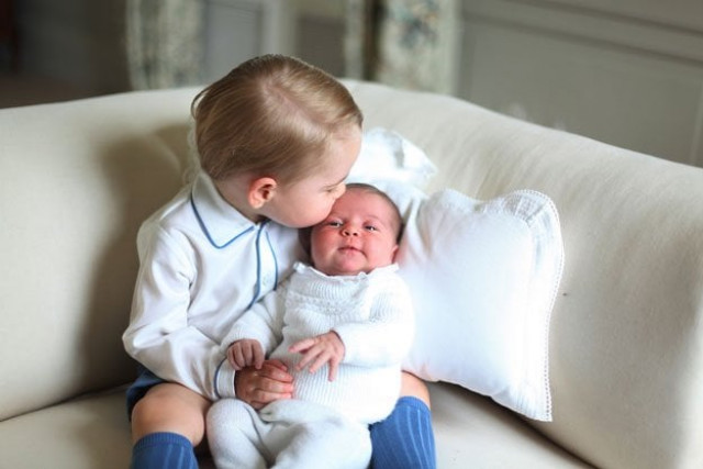 a handout picture released by kensington palace and taken by britain 039 s catherine duchess of cambridge in may 2015 shows prince george of cambridge l and princess charlotte of cambridge r at anmer hall in norfolk eastern england photo afp kensington palace duchess of cambridge a handout picture released by kensington palace and taken by britain 039 s catherine duchess of cambridge in may 2015 shows prince george of cambridge l and princess charlotte of cambridge r at anmer hall in norfolk eastern england photo afp kensington palace duchess of cambridge