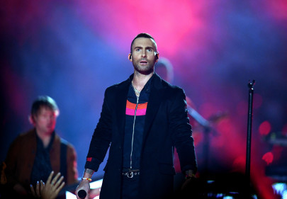 i crossed a line adam levine confesses to flirtatious messages with women
