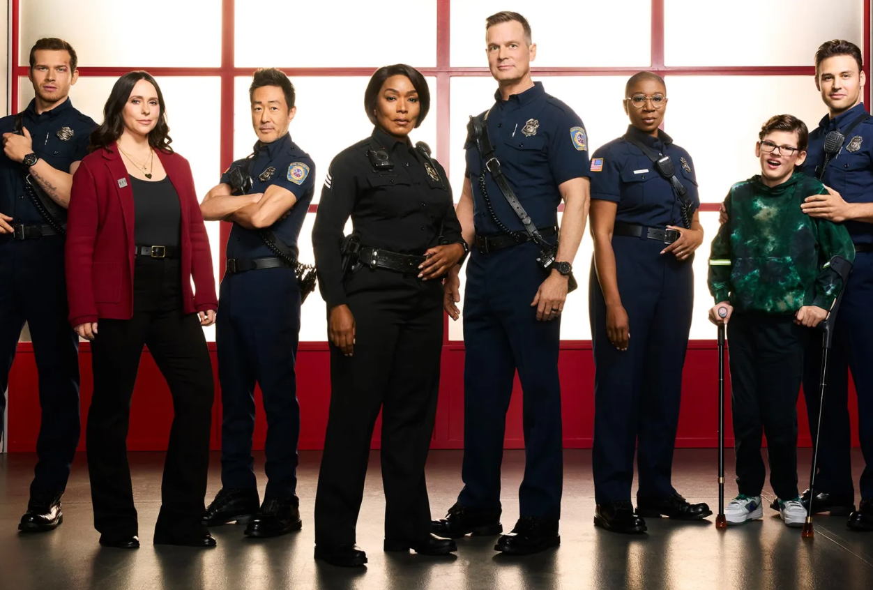 cast of 9 1 1 courtesy disney justin stephens