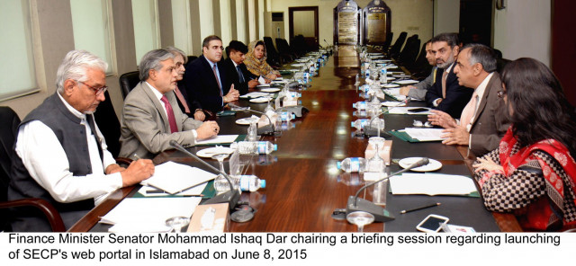 finance minister ishaq dar chairing a meeting on secp 039 s new web portal photo pid