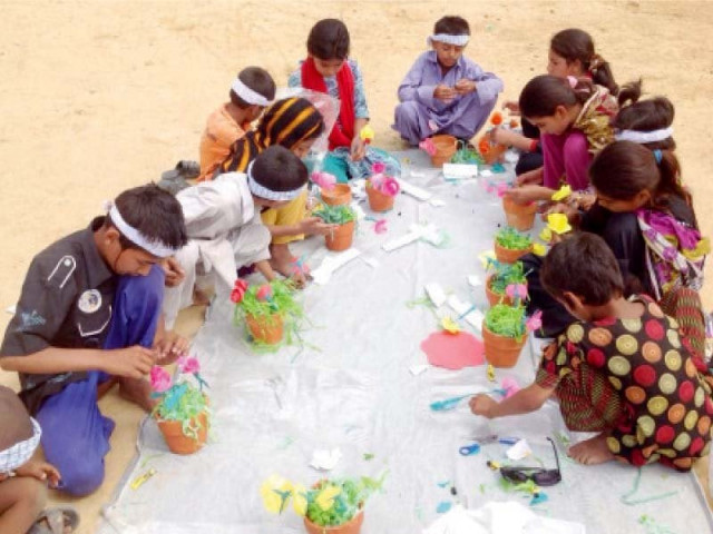 artist salma habib works with street children to stimulate their imagination and creativity photo courtesy arish mesiah artist salma habib works with street children to stimulate their imagination and creativity photo courtesy arish mesiah