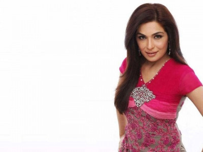 civil court issues arrest warrants for meera