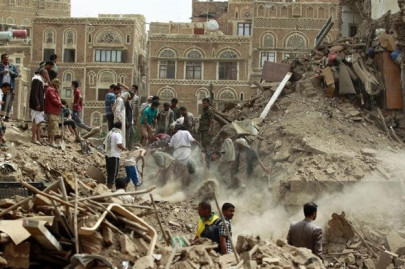 saudi led warplanes hit jewel of islamic culture in sanaa