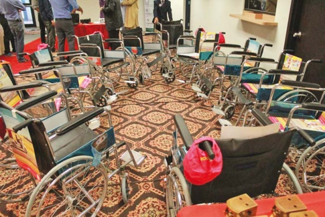 nowpdp organised a session in collaboration with i am karachi to highlight the issue of lack of public transport facilities for people with disabilities photo courtesy nowpdp nowpdp organised a session in collaboration with i am karachi to highlight the issue of lack of public transport facilities for people with disabilities photo courtesy nowpdp