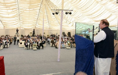 largest oil refinery opened in hub