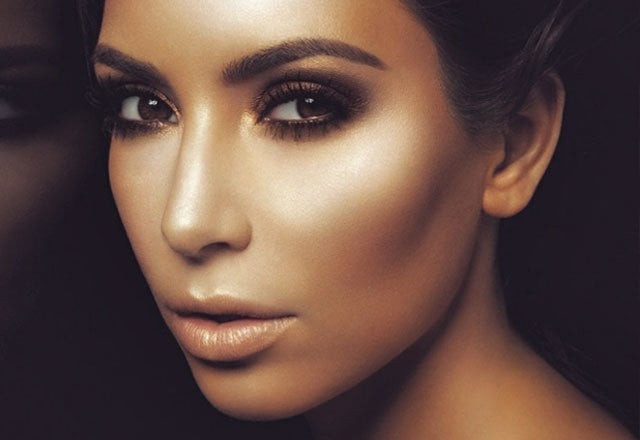 ticket holders will receive a goodies bag worth 1 000 and the chance to have a photograph with kim and dedivanovic photo credits blog makeupbymario com