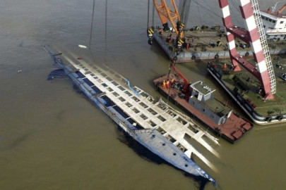 final death toll from sunken china cruise ship reaches 442 report