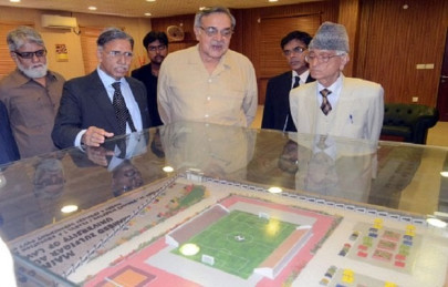 milestones first pakistani law university to offer phd