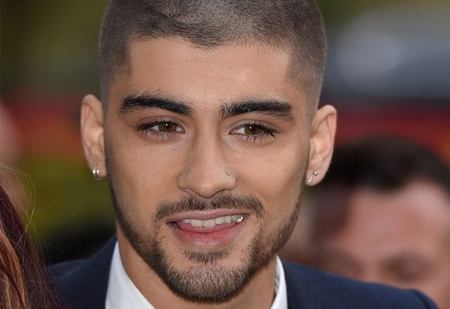 zayn walked away from 1d in march and astounded everyone by dying his hair green photo credits popsugar com zayn walked away from 1d in march and astounded everyone by dying his hair green photo credits popsugar com