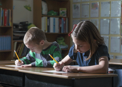 girls are outshining boys at school