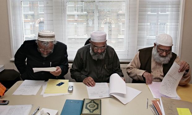 it has been reported that there are 85 such courts   called shariah council   in britain but the true number is unknown photo afp