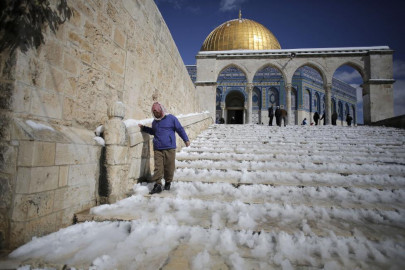 israel eases restrictions on palestinians for ramazan