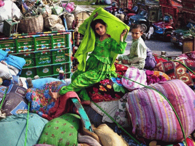 pakistan among world s top hosts for refugees report