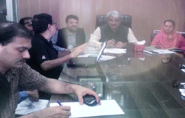 salman rafique presiding over a meeting to review arrangements to control an outbreak of dengue fever photo nni salman rafique presiding over a meeting to review arrangements to control an outbreak of dengue fever photo nni