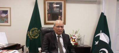 decarbonising global economy pakistan hails g 7 accord to phase out fossil fuels decarbonising global economy pakistan hails g 7 accord to phase out fossil fuels