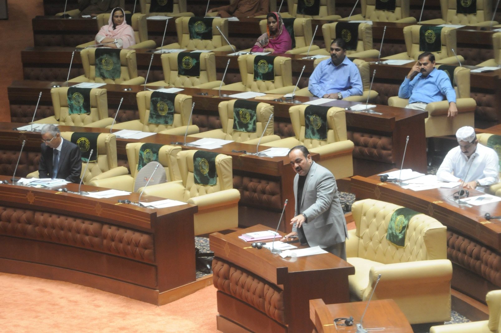 mqm 039 s parliamentary leader in the sindh assembly khawaja izharul hassan speaks during the sindh assembly session on june 22 2015 photo rashid ajmeri express