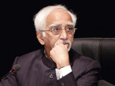 yoga day celebrations indian govt apologises for missing muslim vice president jibe