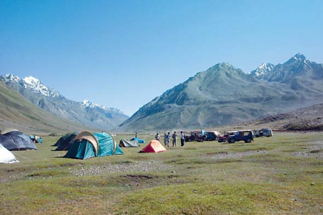 tourism revenue 5 000 per head is spent by 15 000 to 20 000 tourists who visit pakistan each year during summer photo the express tribune tourism revenue 5 000 per head is spent by 15 000 to 20 000 tourists who visit pakistan each year during summer photo the express tribune