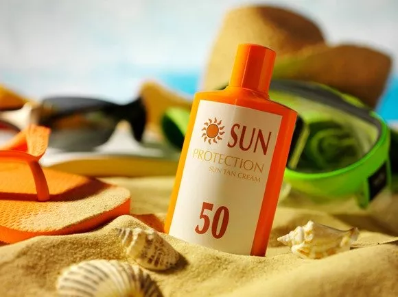 in this burning heat you need the right amount of protection from the sun photo her campus in this burning heat you need the right amount of protection from the sun photo her campus