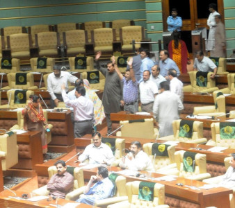 govt rejects 700 cut motions to pass budget