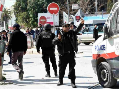 27 dead in tunisia tourist resort attack