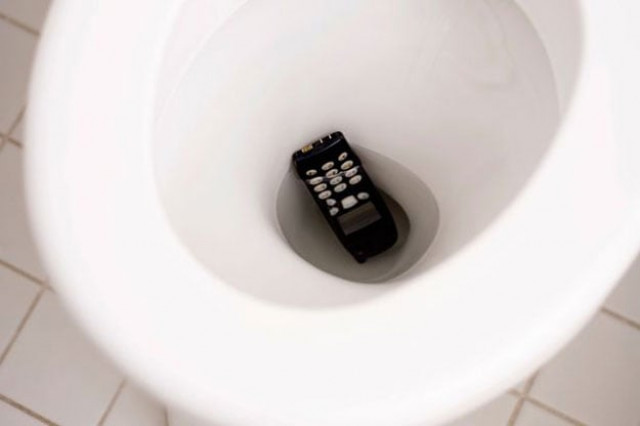 a mobile phone comparison site is seeking a new candidate to test the latest mobile phones to destruction photo mirror